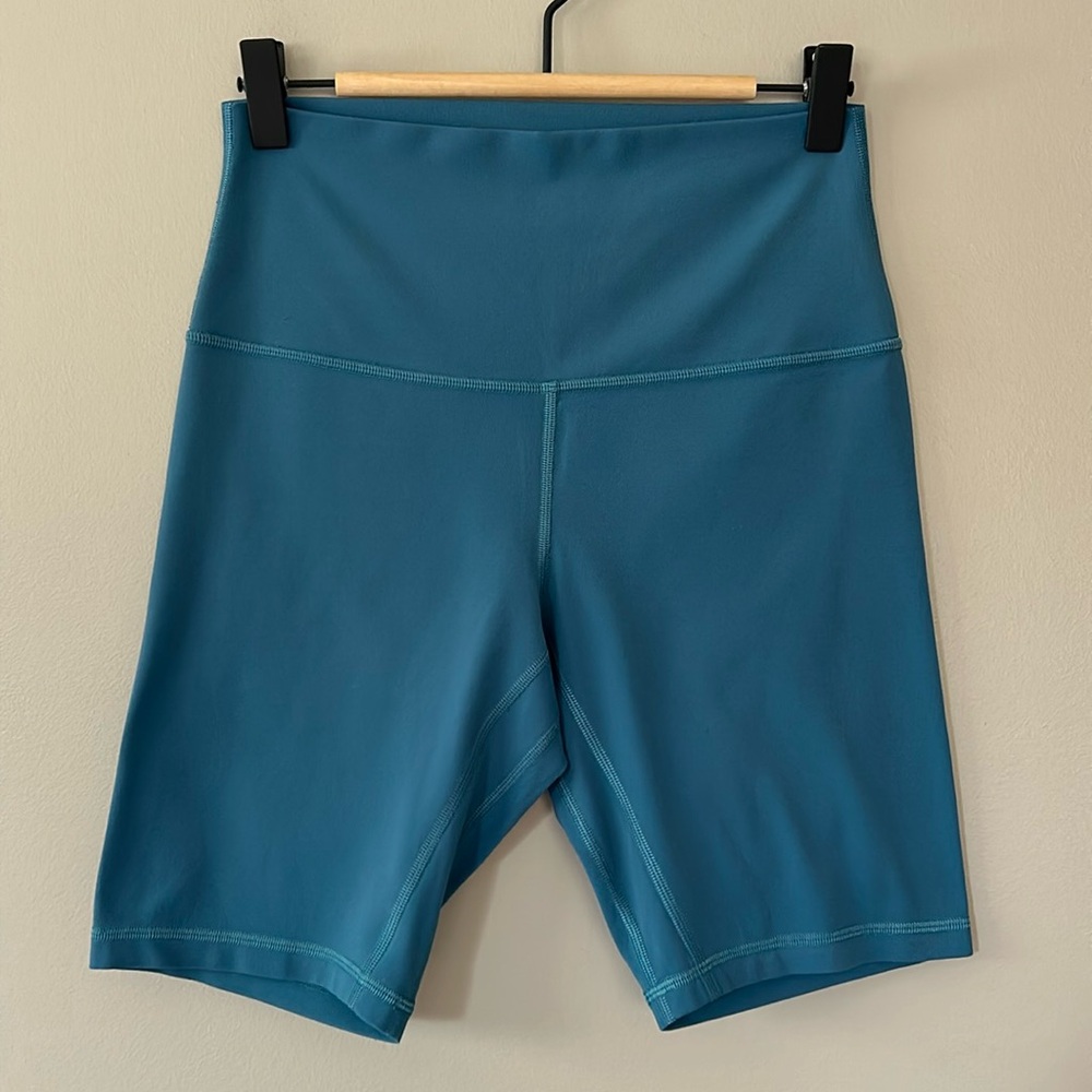 Lululemon Align‎ High-Rise Short 8” sz 6 Capture Blue